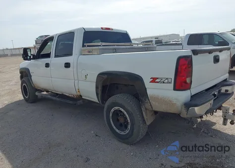 2002 Chevrolet Silverado 2500Hd Ls from USA, damaged, VIN 1GCHK23152F158881